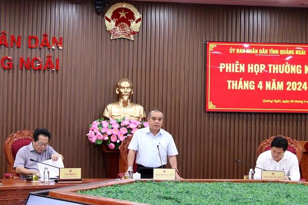 UBND tỉnh họp phiên thường kỳ tháng 4 năm 2024